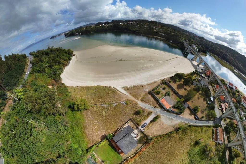 O Pedrido Beach House Bergondo Exterior photo