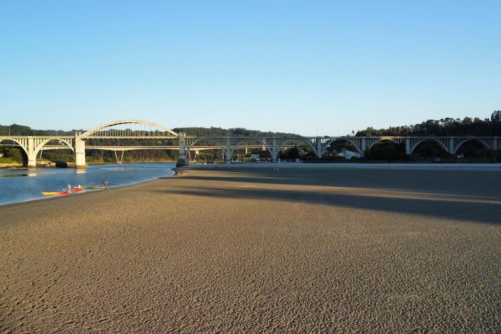 O Pedrido Beach House Bergondo Exterior photo